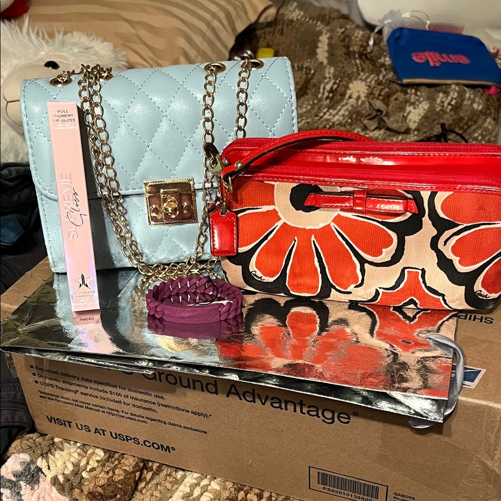 Blue Quilted Chain Bag EUC Coach Wristlet with NWT Marc Jacob & Jeffree Star Set